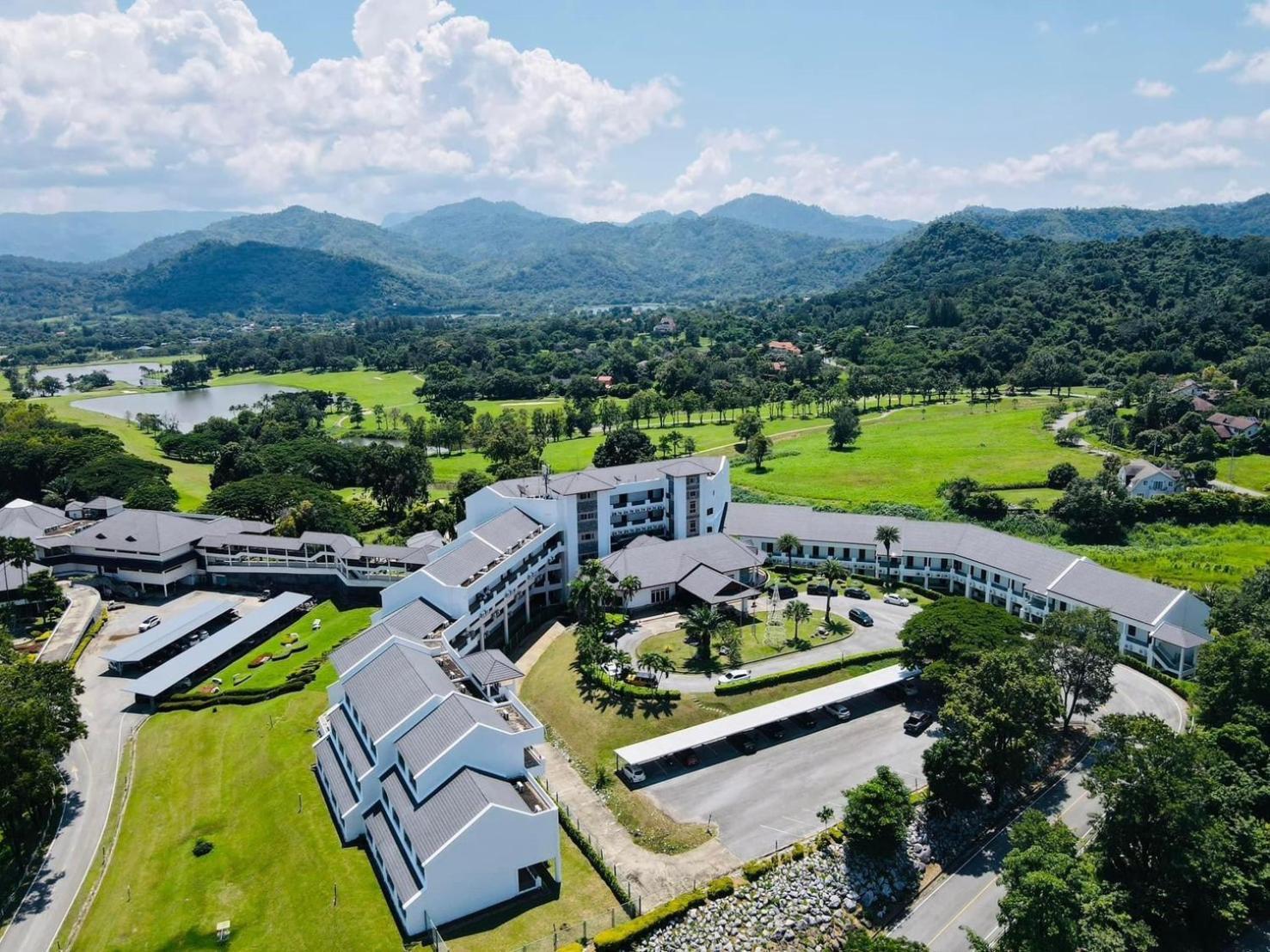 Sir James Resort Phayayen Bagian luar foto