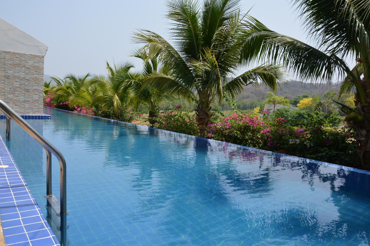 Sir James Resort Phayayen Bagian luar foto